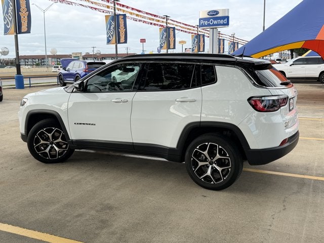 2025 Jeep Compass Limited - Photo 11