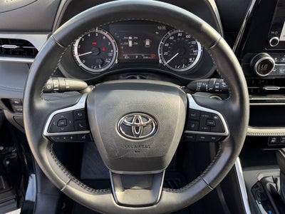 2025 Toyota Highlander LE