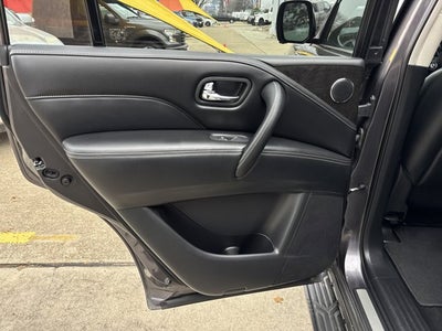 2024 INFINITI QX80 LUXE