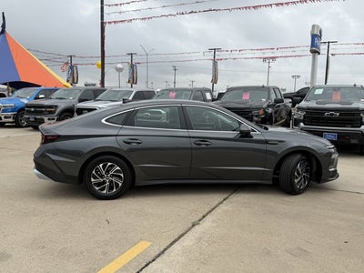 2026 Hyundai Sonata Hybrid Blue