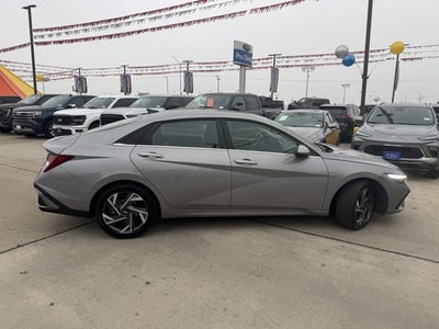 2025 Hyundai Elantra Limited