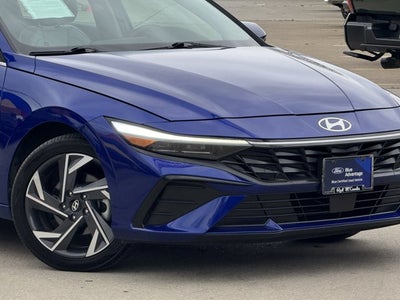 2025 Hyundai Elantra Limited