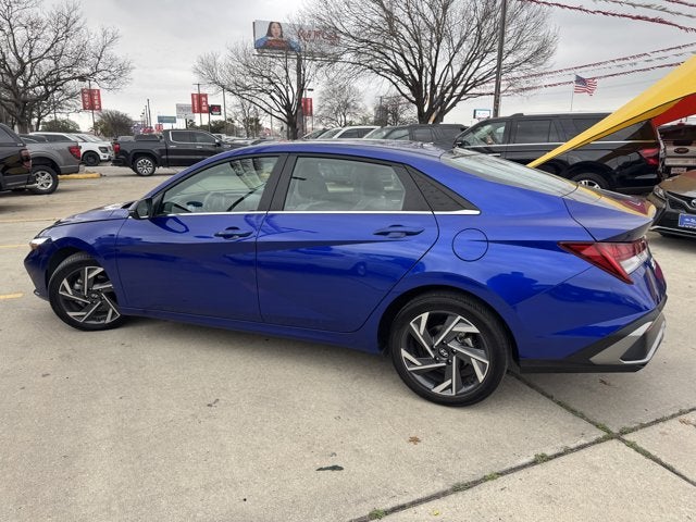 2025 Hyundai Elantra Limited