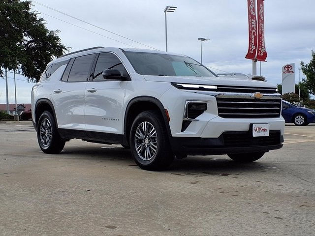 2025 Chevrolet Traverse FWD LT