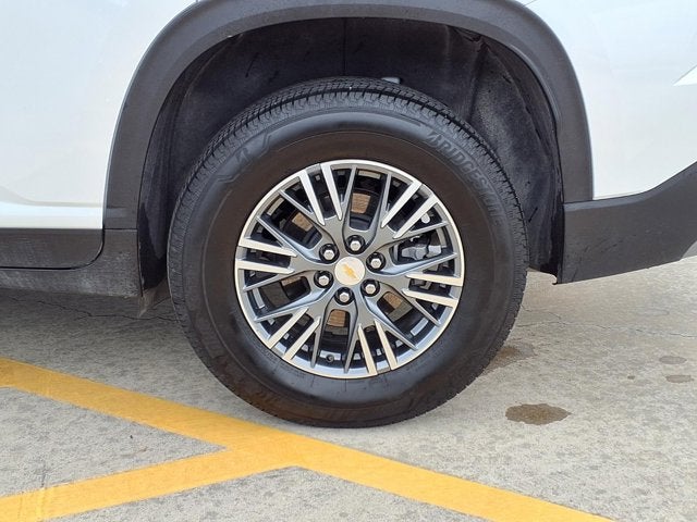 2025 Chevrolet Traverse FWD LT