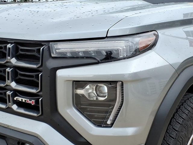 2023 GMC Canyon 4WD AT4