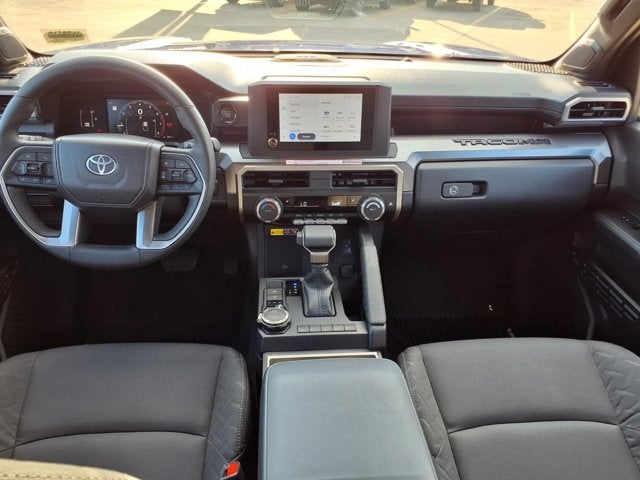 2025 Toyota Tacoma 4WD SR5