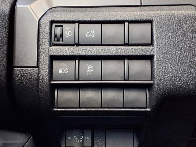 2025 Toyota Tacoma 4WD SR5