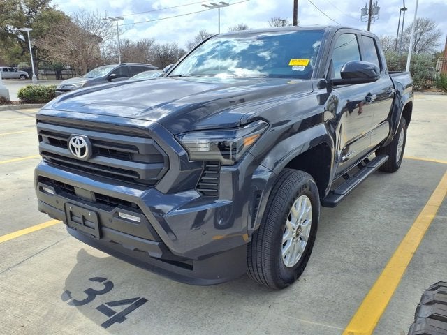 2025 Toyota Tacoma 4WD SR5