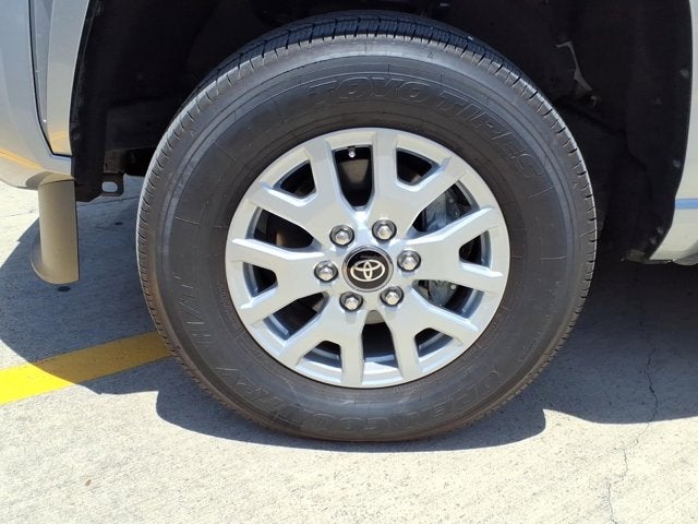 2025 Toyota Tacoma 4WD SR5