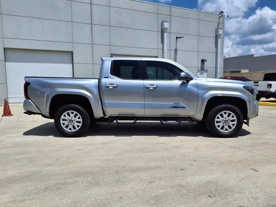 2025 Toyota Tacoma 4WD SR5