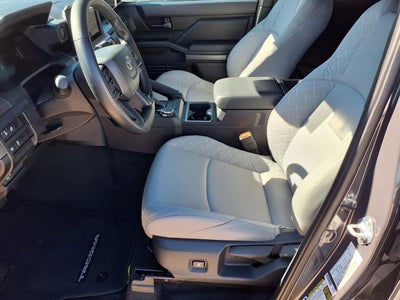 2025 Toyota Tacoma 4WD SR5