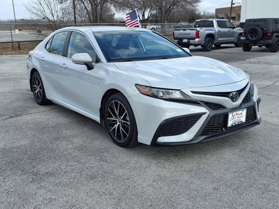 2023 Toyota Camry SE