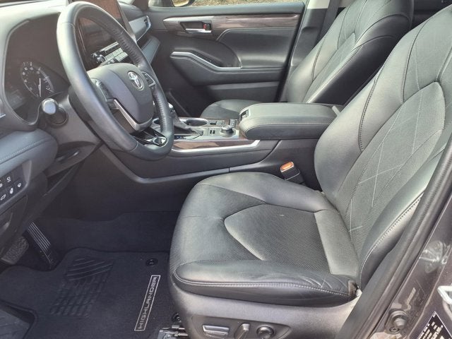 2021 Toyota Highlander Platinum