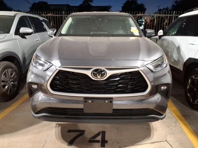 2025 Toyota Highlander LE
