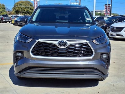 2024 Toyota Highlander LE