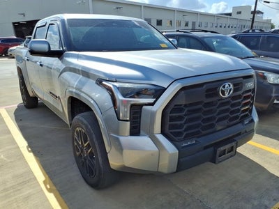 2022 Toyota Tundra 2WD SR5