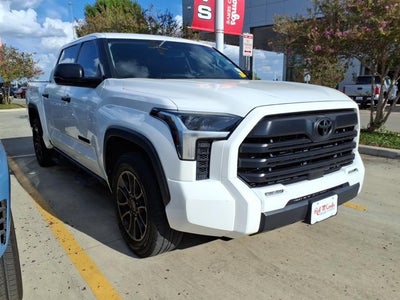 2022 Toyota Tundra 2WD SR5