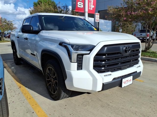 2022 Toyota Tundra 2WD SR5