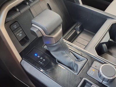2023 Toyota Tundra 4WD SR5