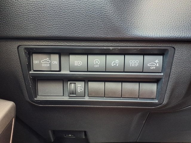 2023 Toyota Tundra 4WD SR5