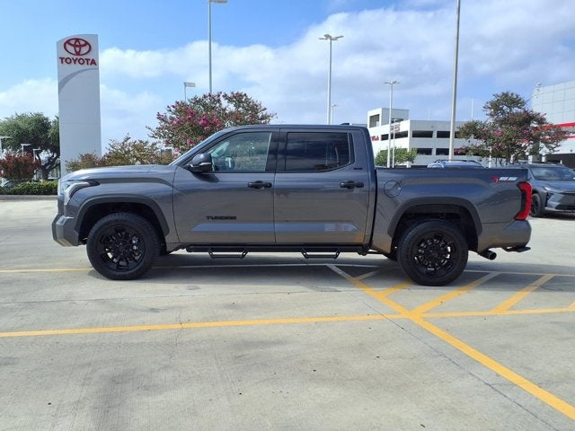 2023 Toyota Tundra 4WD SR5