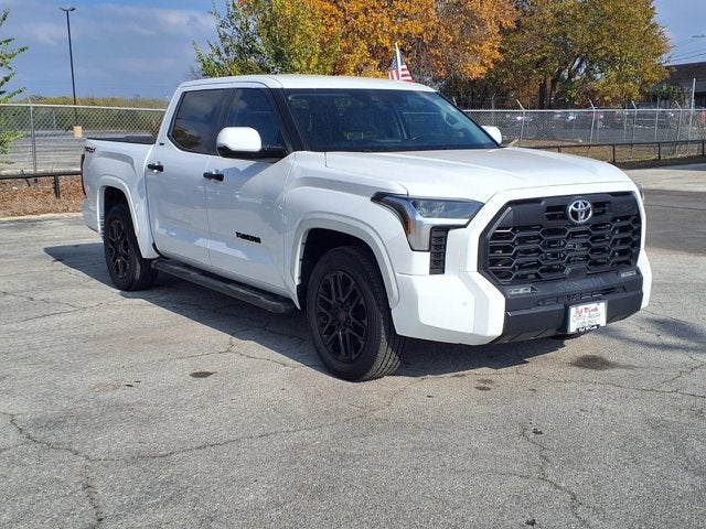 2024 Toyota Tundra 4WD SR5