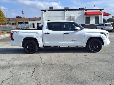 2024 Toyota Tundra 4WD SR5