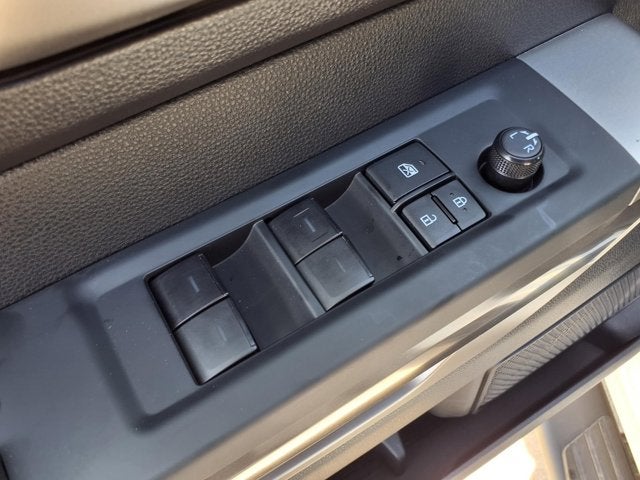 2025 Toyota Tundra 4WD SR5