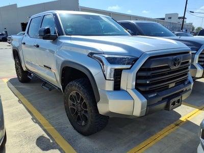 2022 Toyota Tundra 4WD SR5