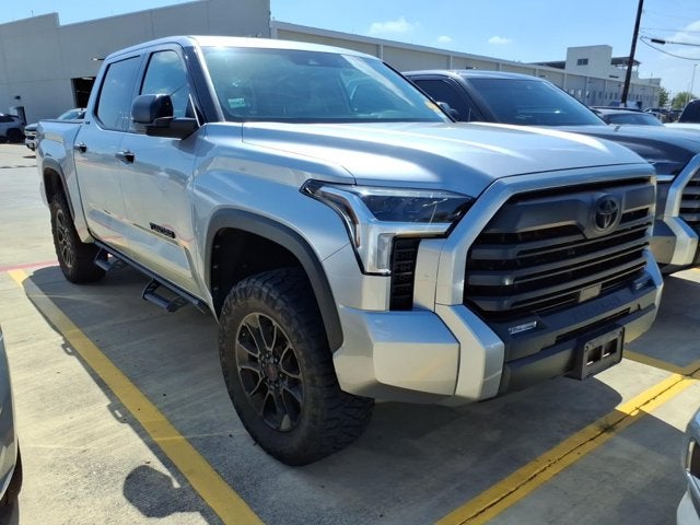 2022 Toyota Tundra 4WD SR5