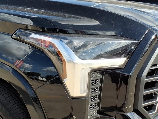 2023 Toyota Tundra 4WD SR5