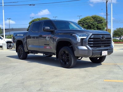 2025 Toyota Tundra 4WD SR5