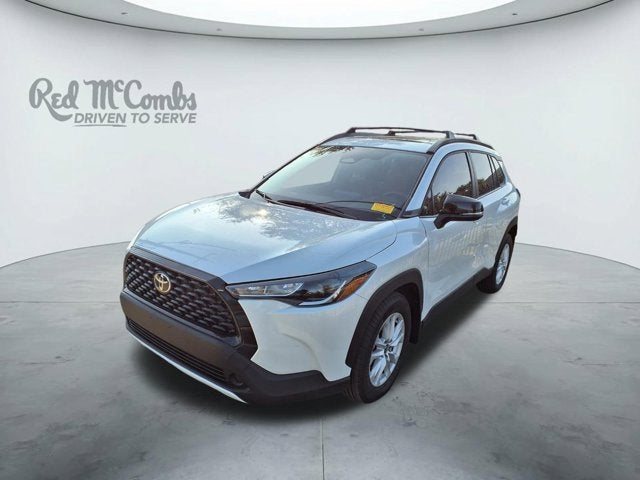 2025 Toyota Corolla Cross LE
