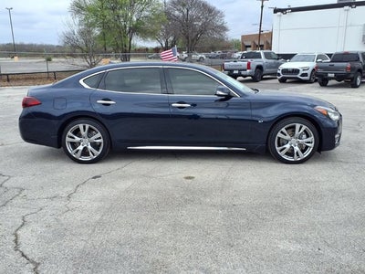 2016 INFINITI Q70L 4DR SDN V6 RWD