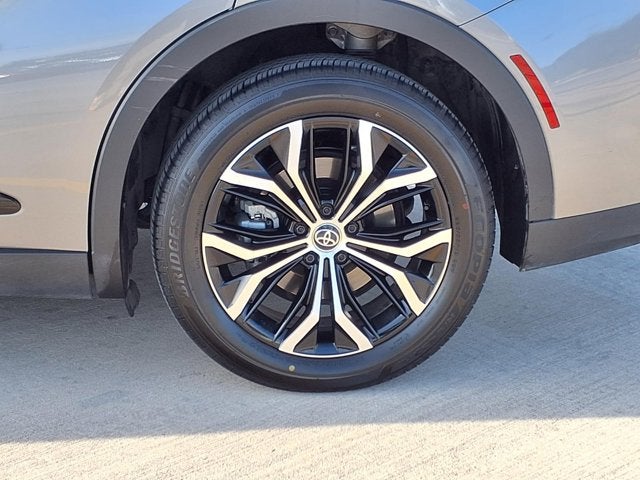 2023 Toyota Crown XLE