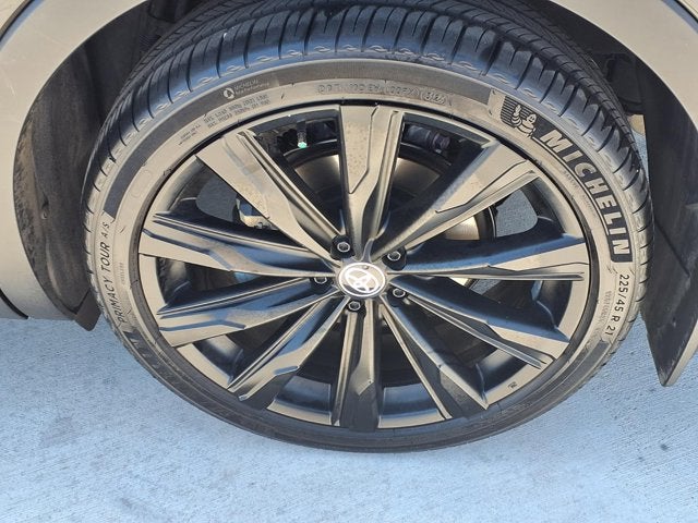 2025 Toyota Crown Nightshade