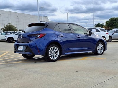 2025 Toyota Corolla Hatchback SE