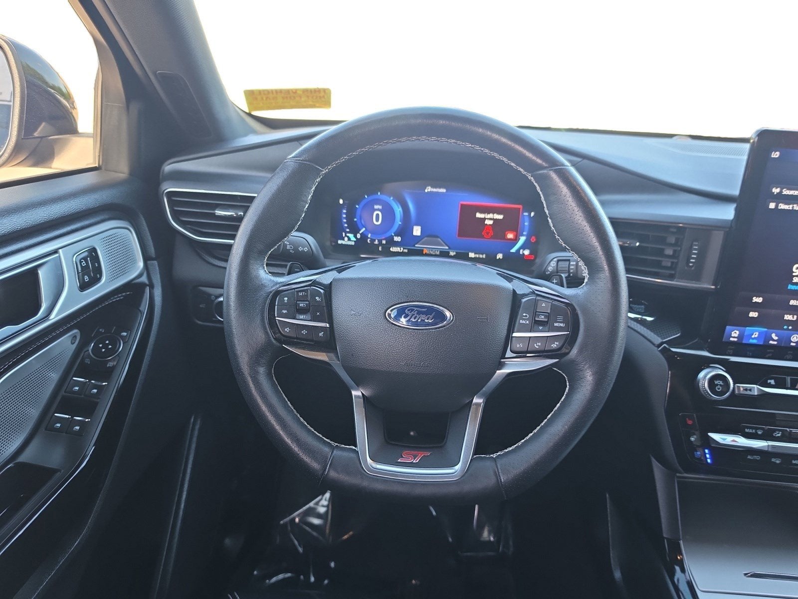 2022 Ford Explorer ST