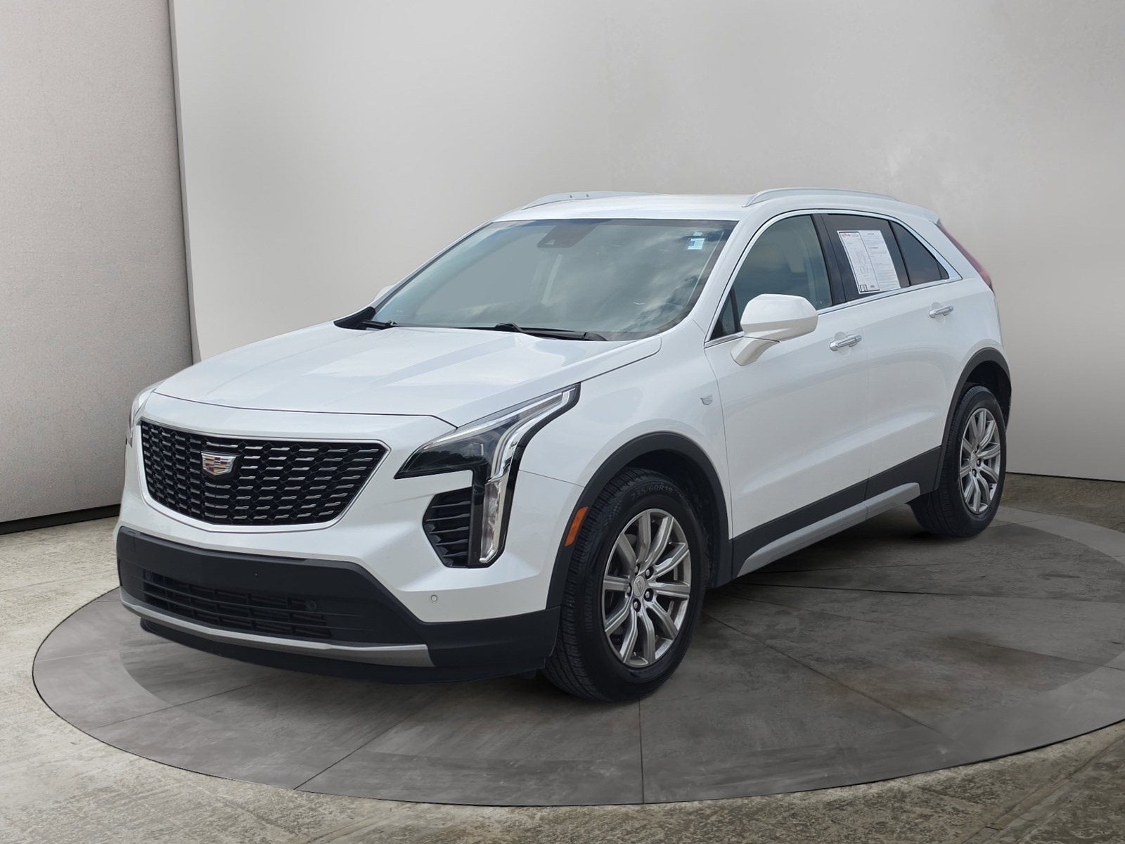 2019 Cadillac XT4 FWD Premium Luxury