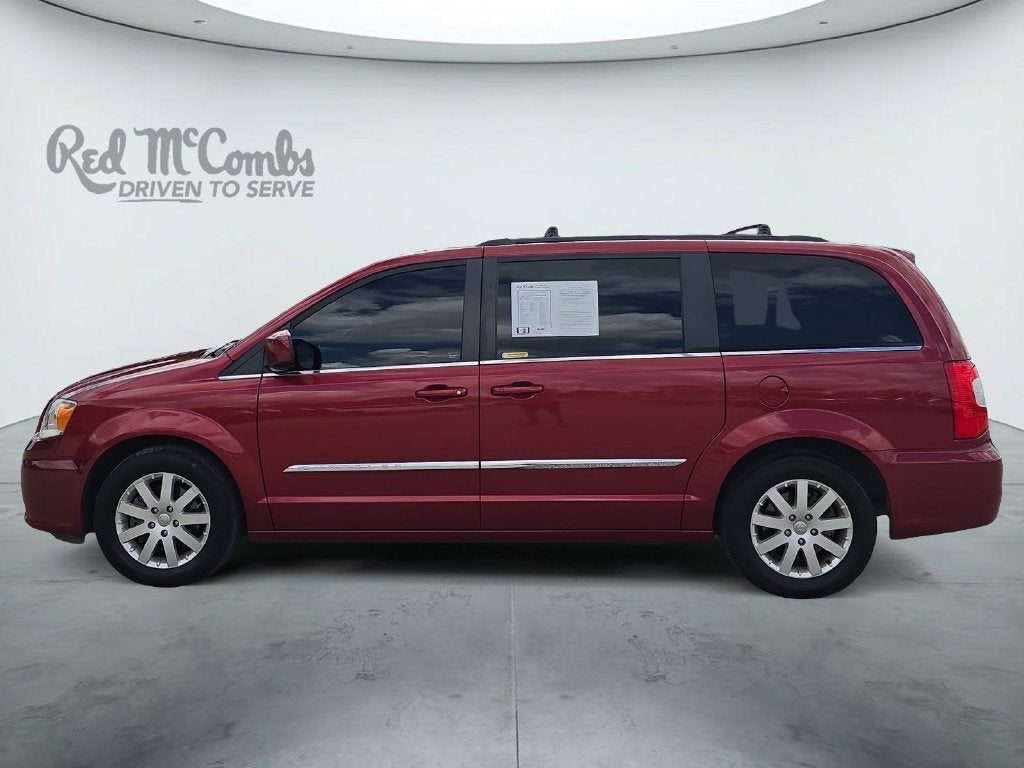 2016 Chrysler Town & Country Touring
