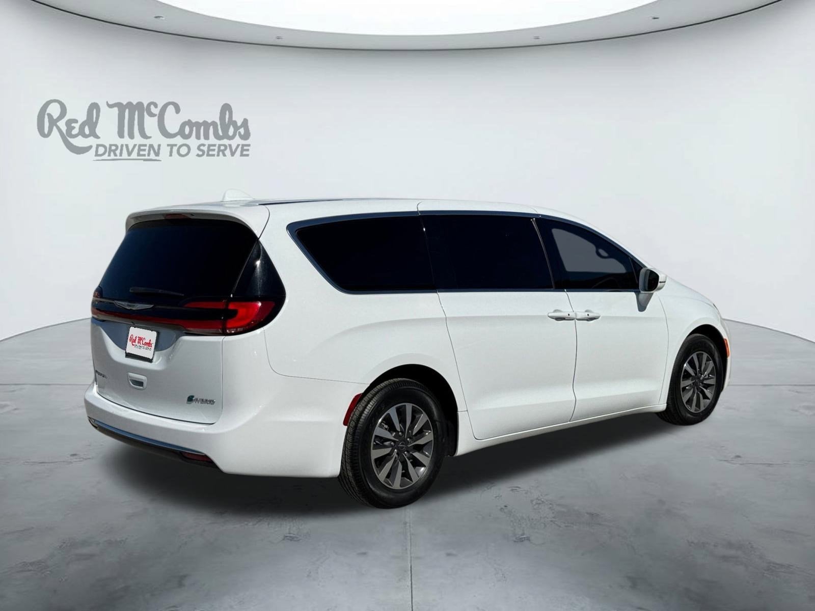 2022 Chrysler Pacifica Hybrid Touring L