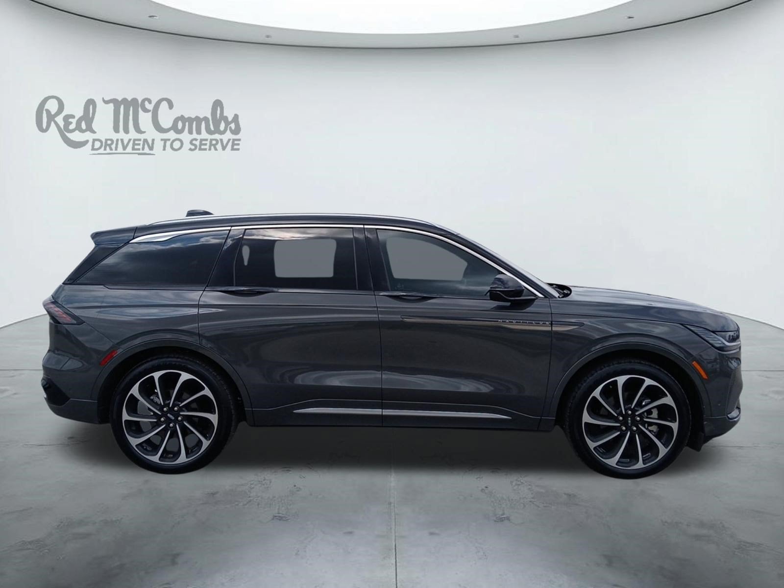 2024 Lincoln Nautilus Black Label