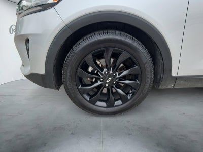 2020 Kia Sorento EX V6