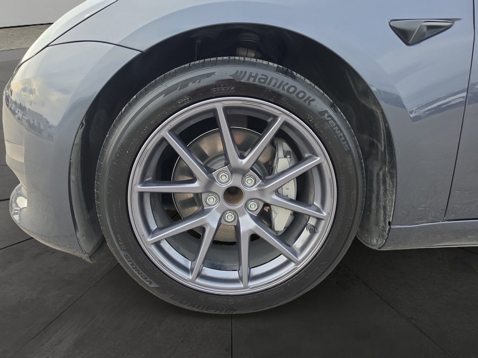 2023 Tesla Model 3 RWD