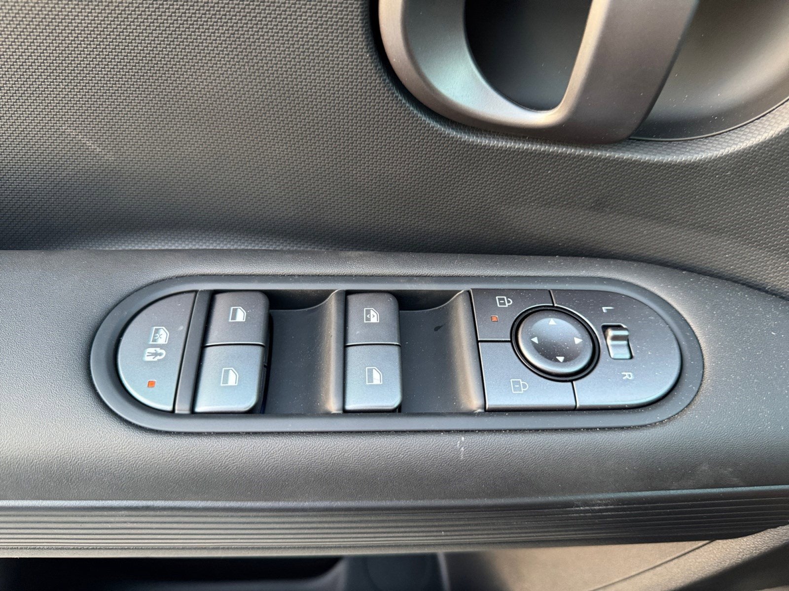 2025 Hyundai IONIQ 5 SE