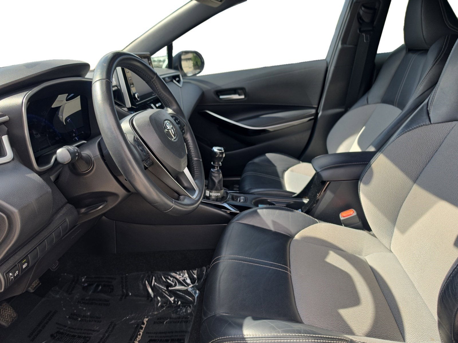2022 Toyota Corolla Hatchback XSE