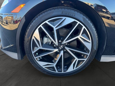 2025 Hyundai IONIQ 6 SEL