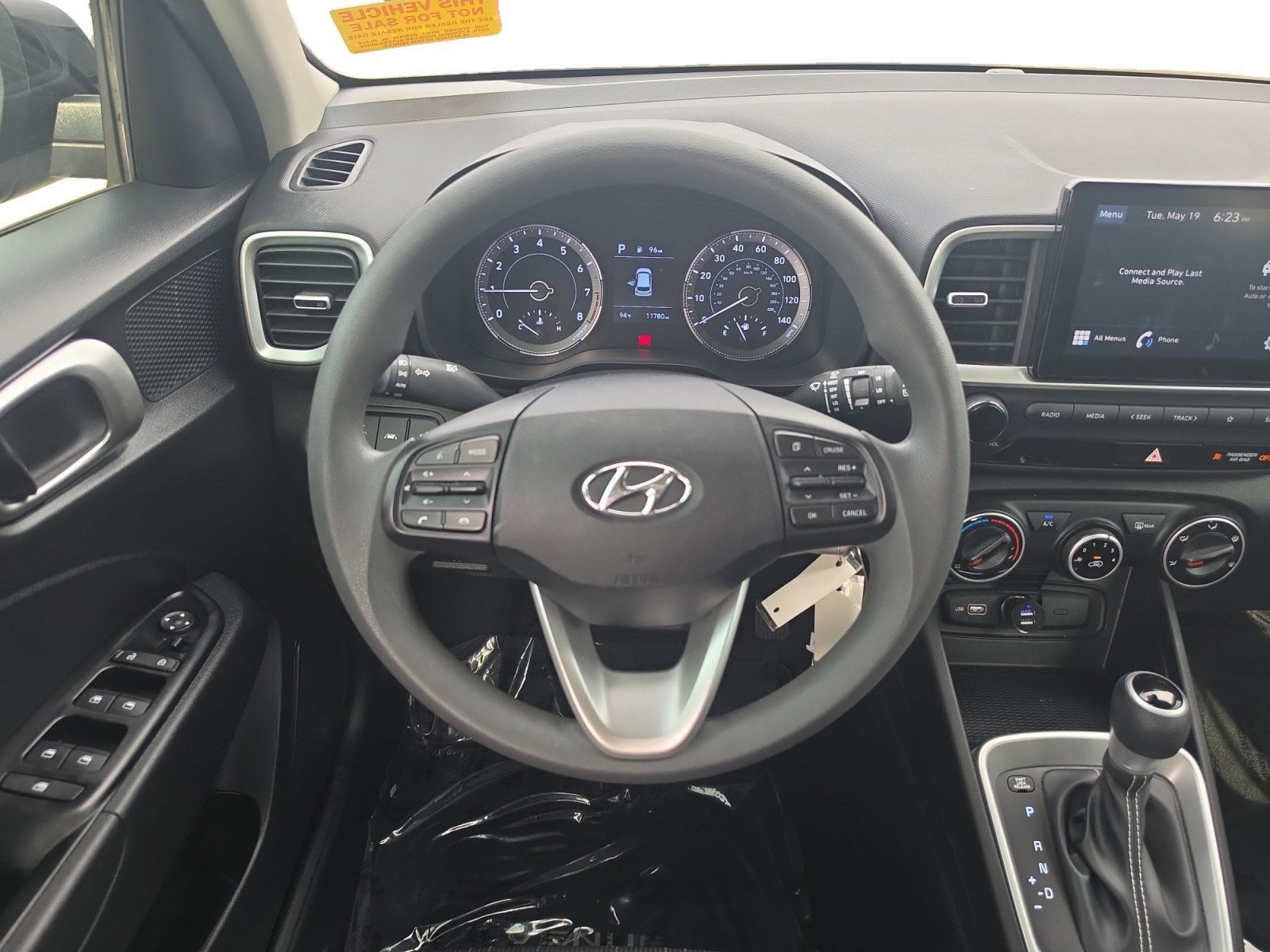2022 Hyundai Venue SE