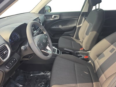 2022 Hyundai Venue SE
